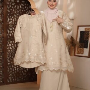 Kurung Pahang Julien Mom